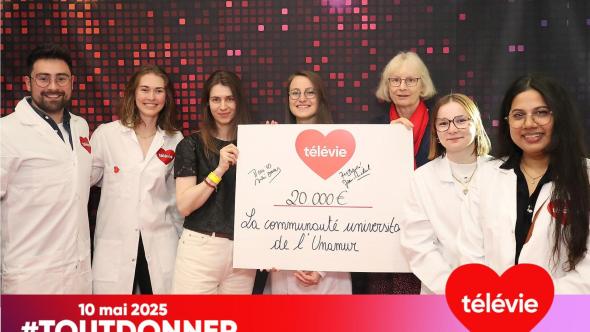 remise du chèque UNamur au Télévie