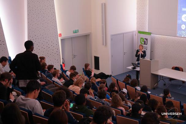 UNIVERSEH_Spring School