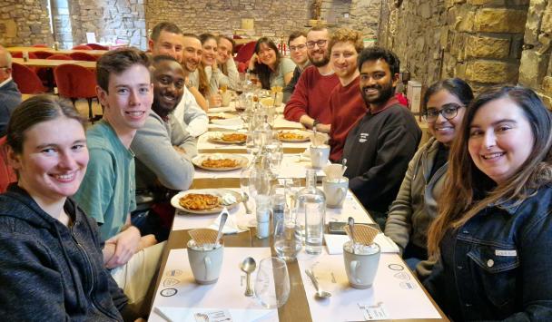 L'équipe RCO de l'UNamur au restaurant (mai 2025)