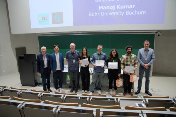 Photo des lauréats des différents prix (posters et communication orales) lors de la conférence MG-ERC 2025 à l'UNamur