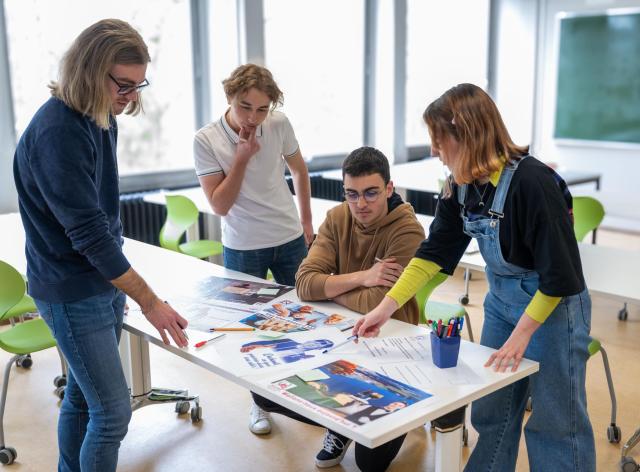 Département des sciences sociales, politiques et de la communication