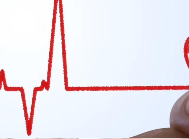 Diagramme cardiaque terminé par un coeur