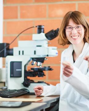 Recherche UNamur Microscope parchemins