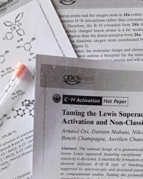 Photo de quelques publications scientifiques du RCO