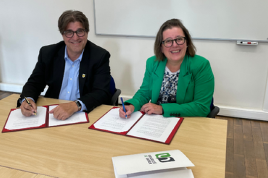 Signature UQuebec UNamur 